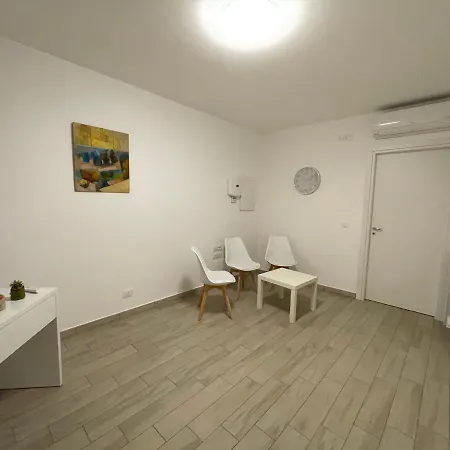Artemis Casa *